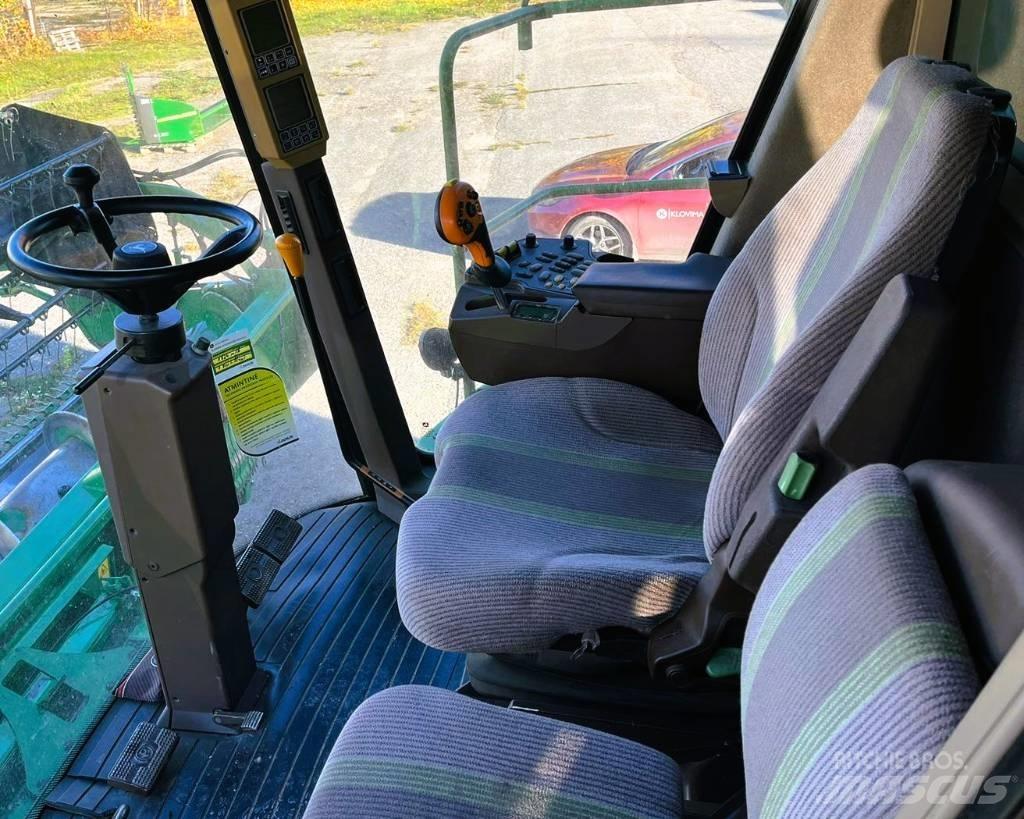 John Deere T 670 i Mähdrescher