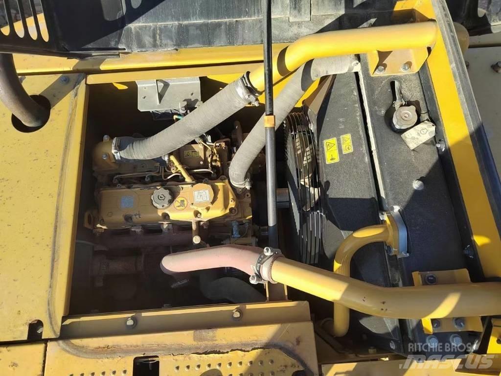 CAT 318 Raupenbagger