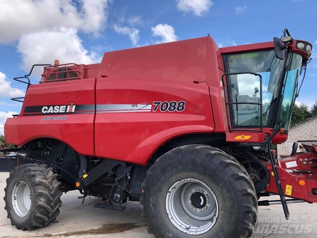 CASE AF7088 Mähdrescher