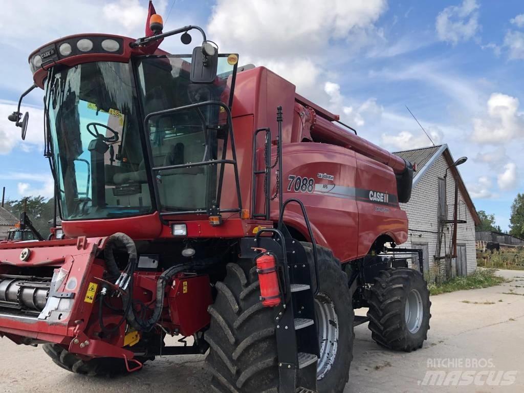 CASE AF7088 Mähdrescher