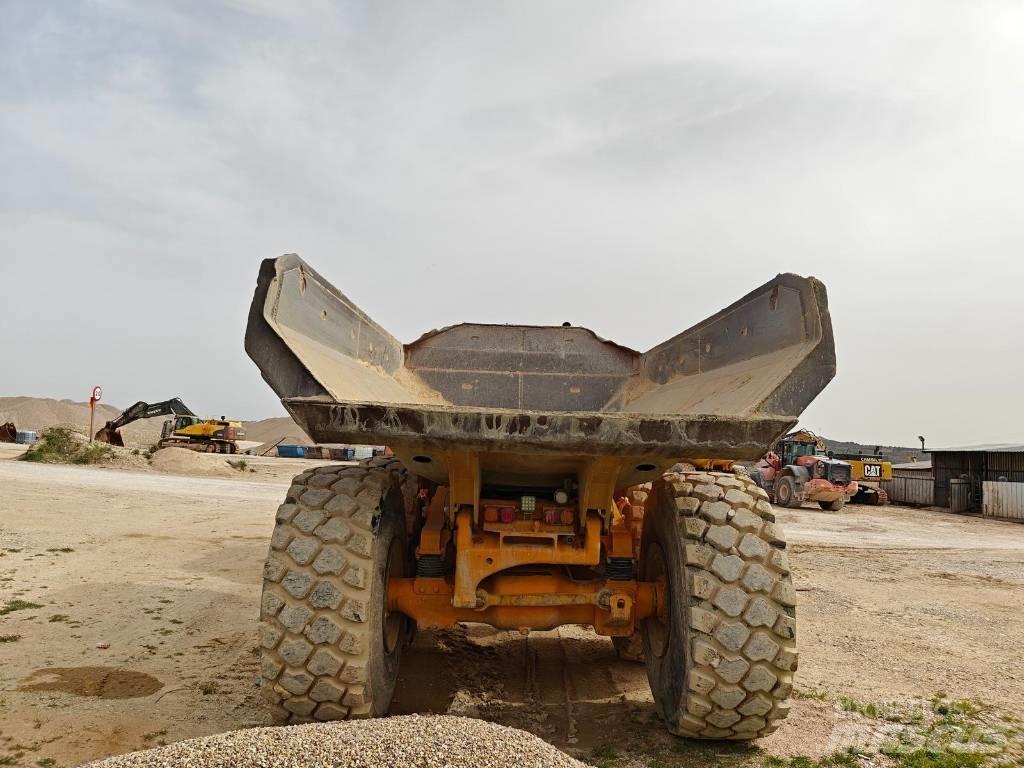 CAT FOR PARTS 740B Dumper - Knickgelenk