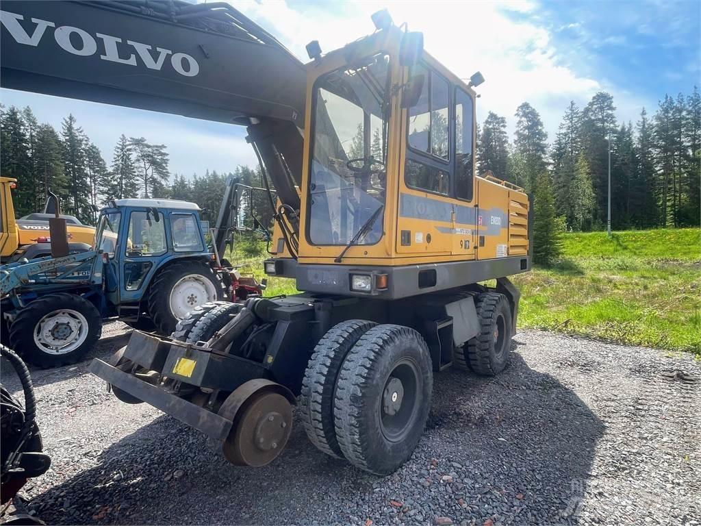 Volvo EW 200 4x4 Mobilbagger