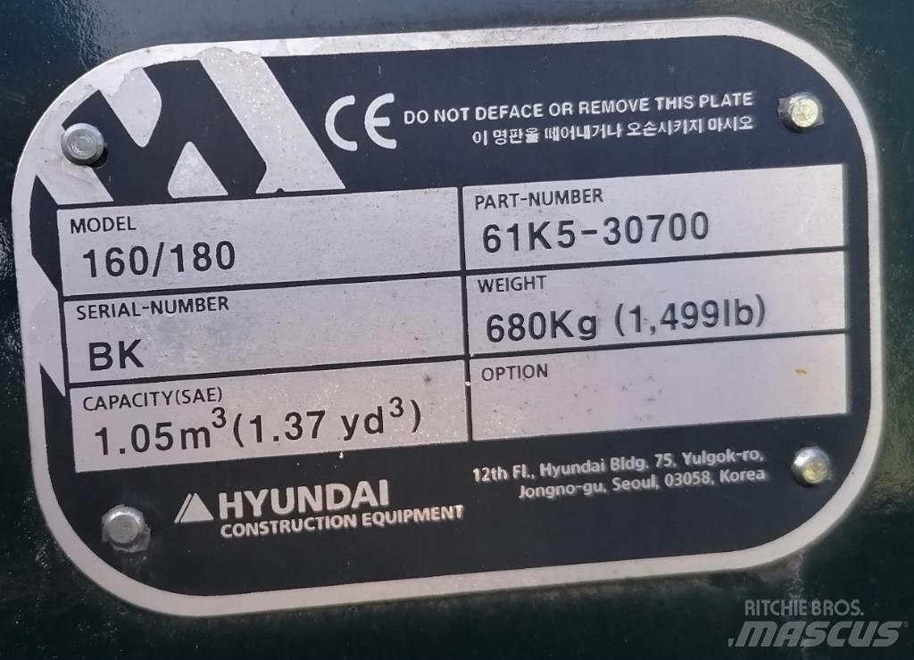 Hyundai 1.05m3_HX180 Schaufeln