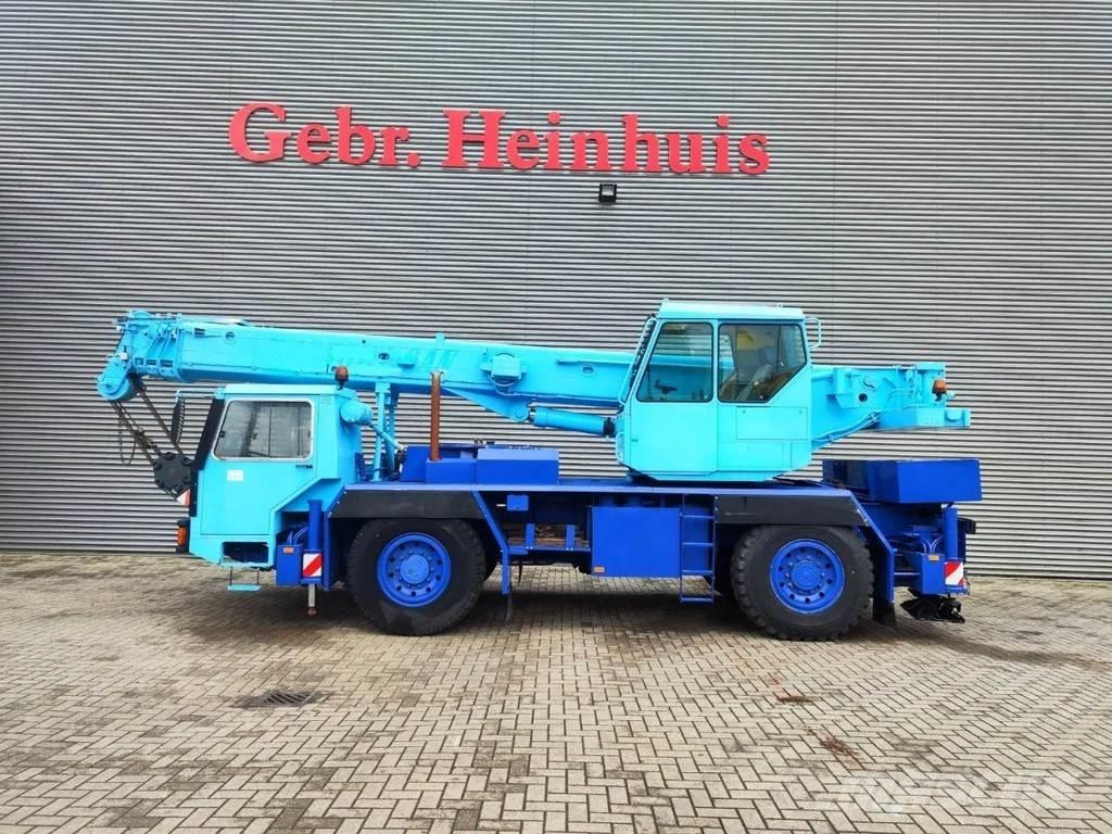 Liebherr LTM 1025 All-Terrain-Krane