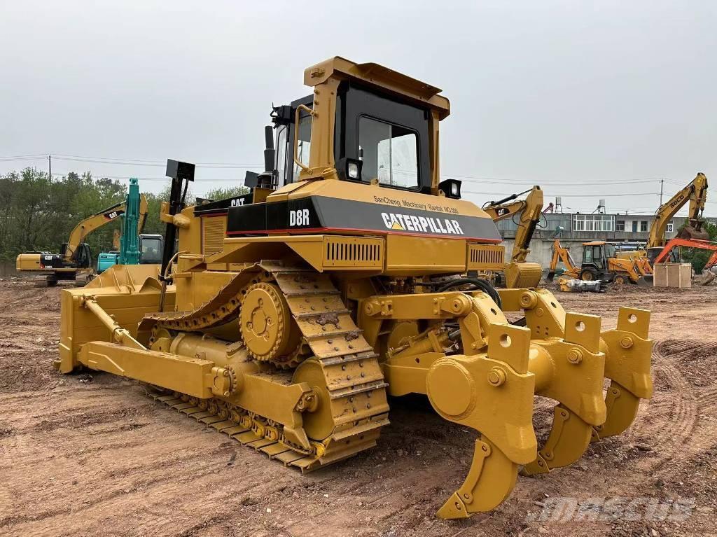 CAT D8R Bulldozer