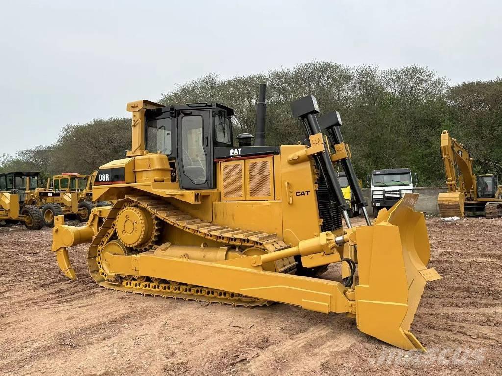 CAT D8R Bulldozer