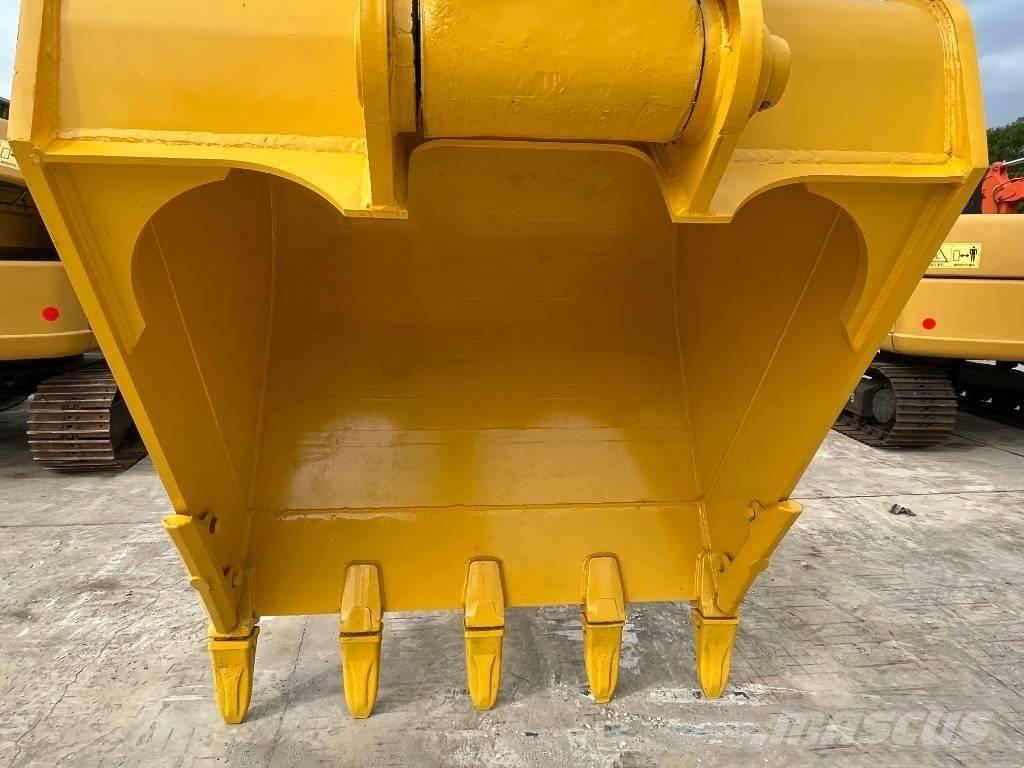 Komatsu PC 400-8 Raupenbagger
