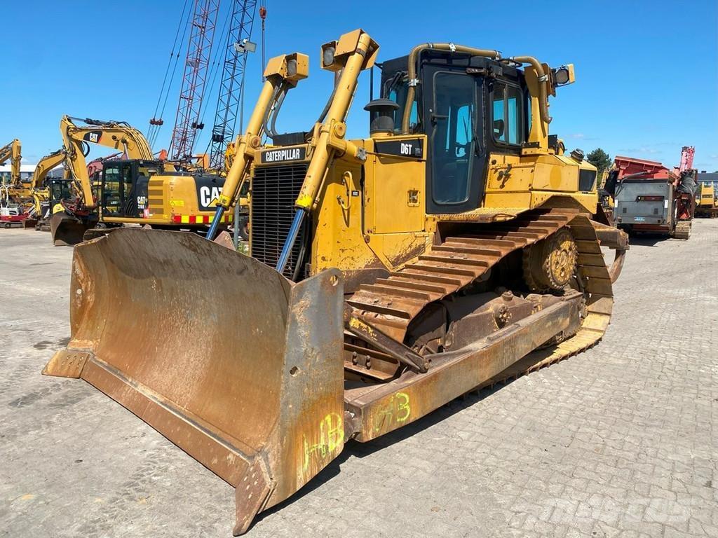 CAT D6T XW Bulldozer