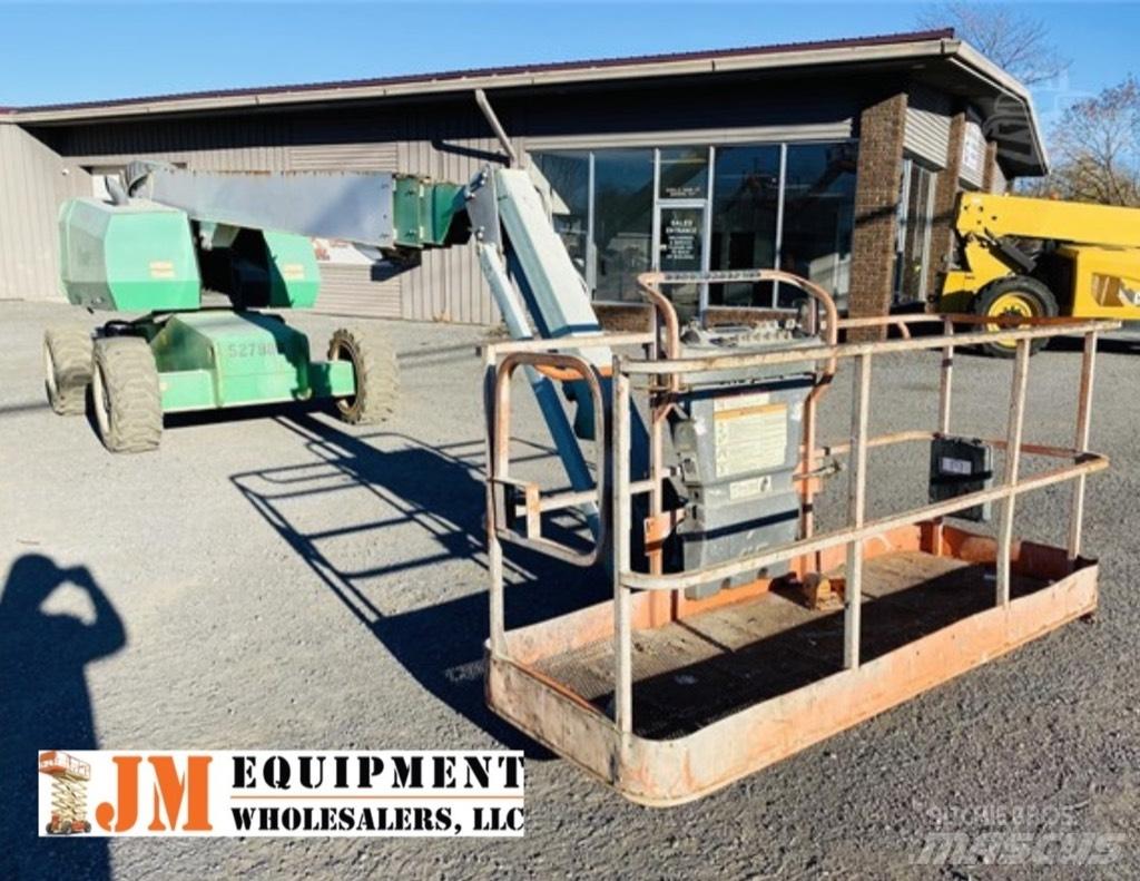 JLG 660SJ Teleskopbühnen