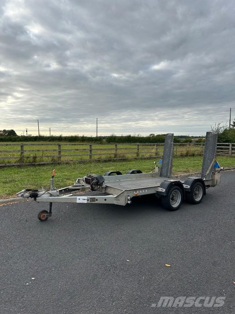  MOTIV TC3000 Leichtauflieger