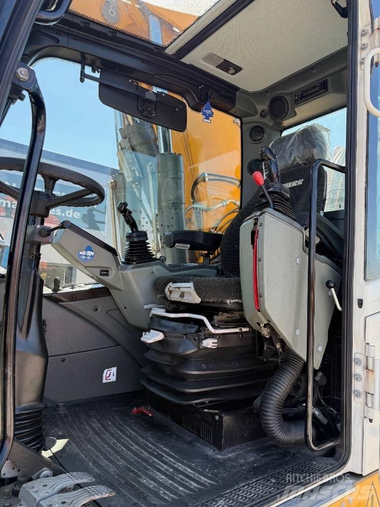 Liebherr LH 24 M Materialumschlag