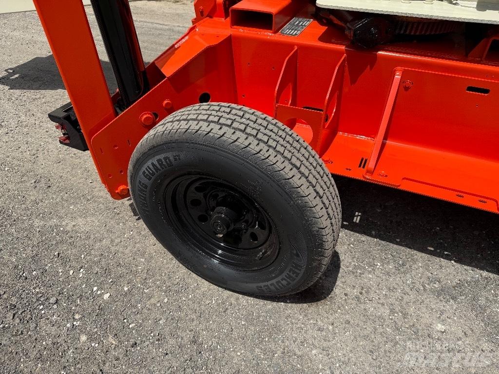 JLG T 500 J Anhänger-Arbeitsbühnen