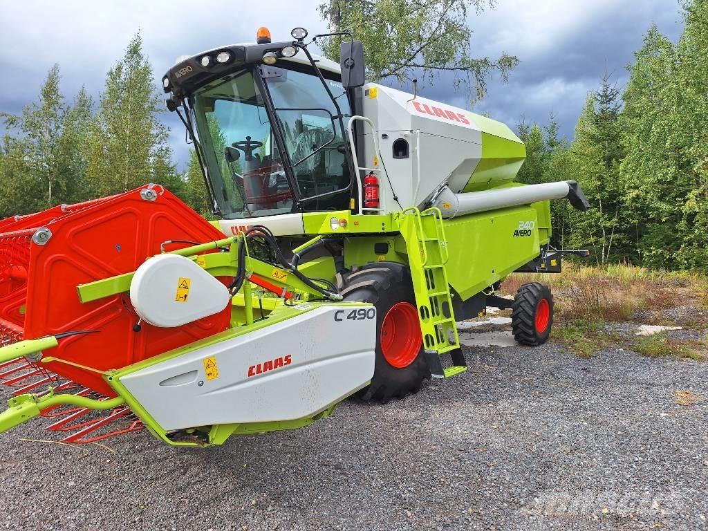 CLAAS Avero 240 Mähdrescher