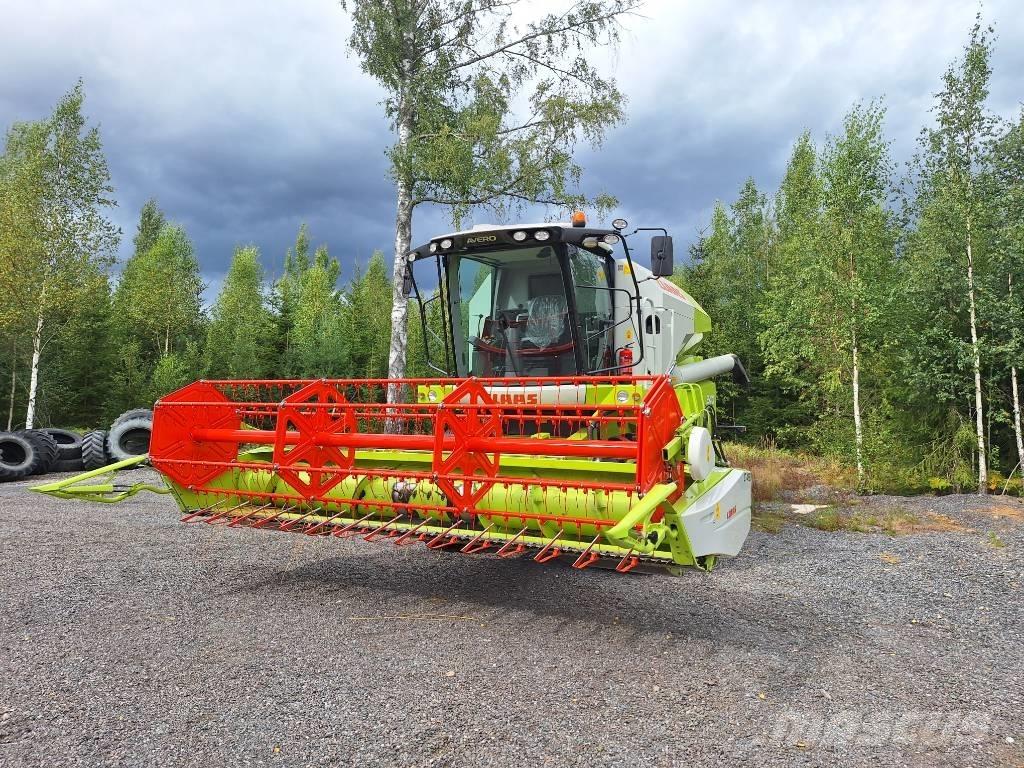 CLAAS Avero 240 Mähdrescher