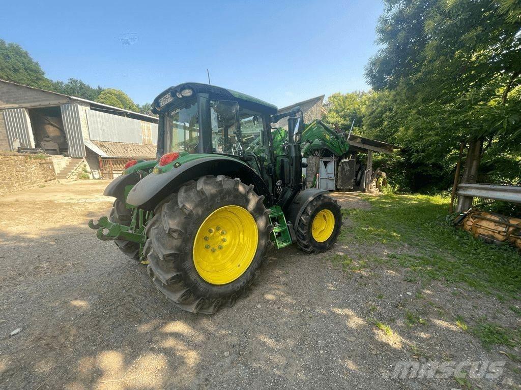 John Deere 6120 M Traktoren