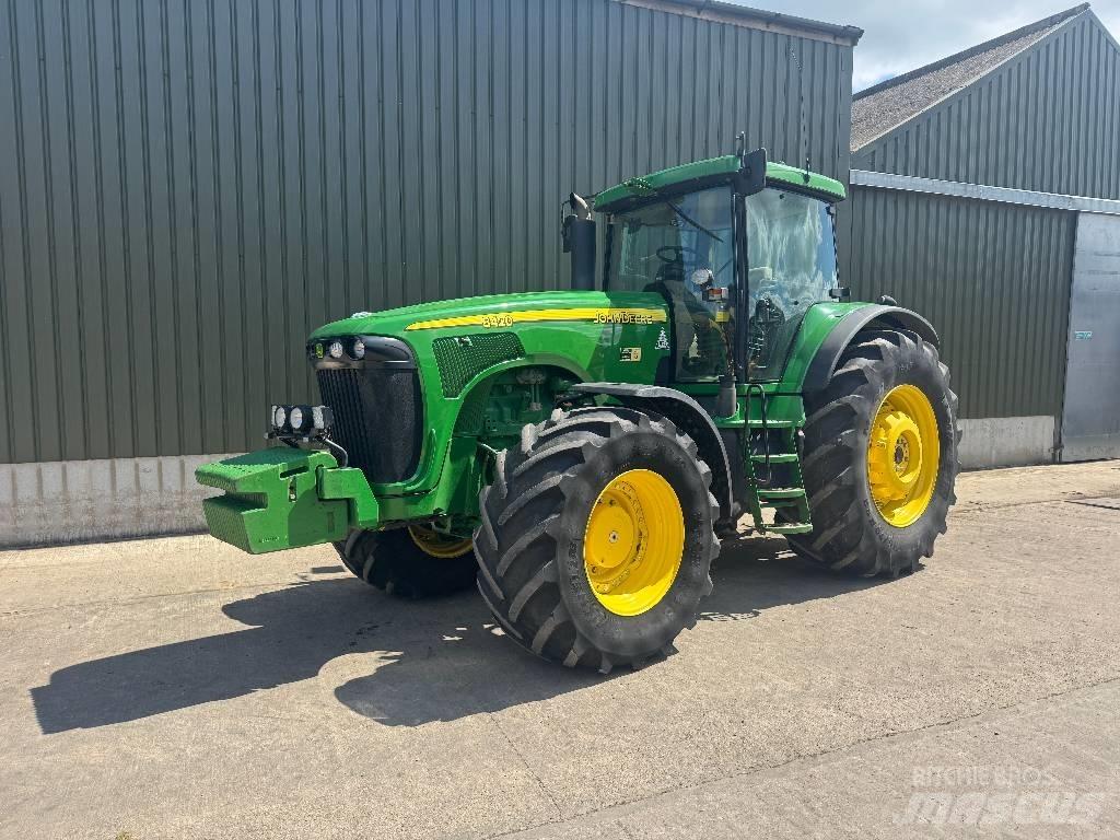 John Deere 8420 Traktoren