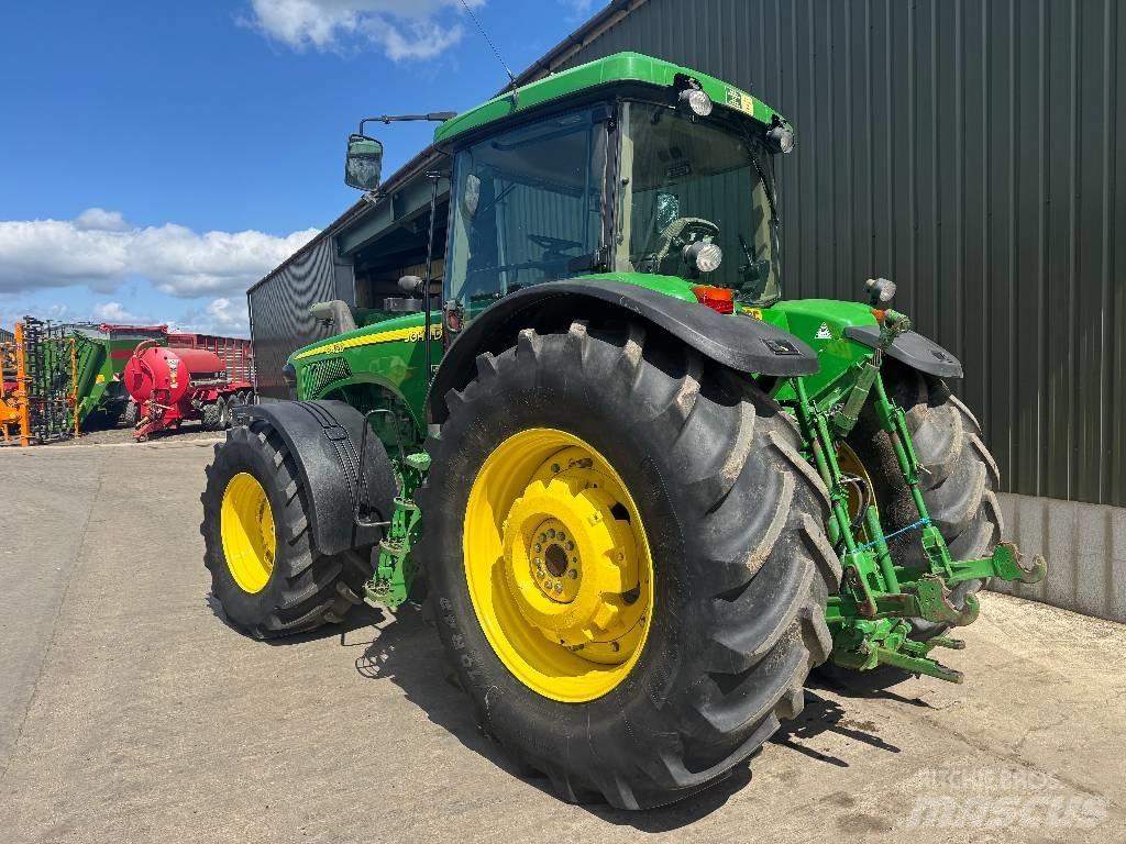 John Deere 8420 Traktoren