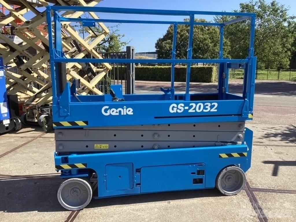 Genie GS2032 Scheren-Arbeitsbühnen