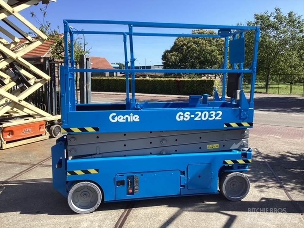 Genie GS2032 Scheren-Arbeitsbühnen
