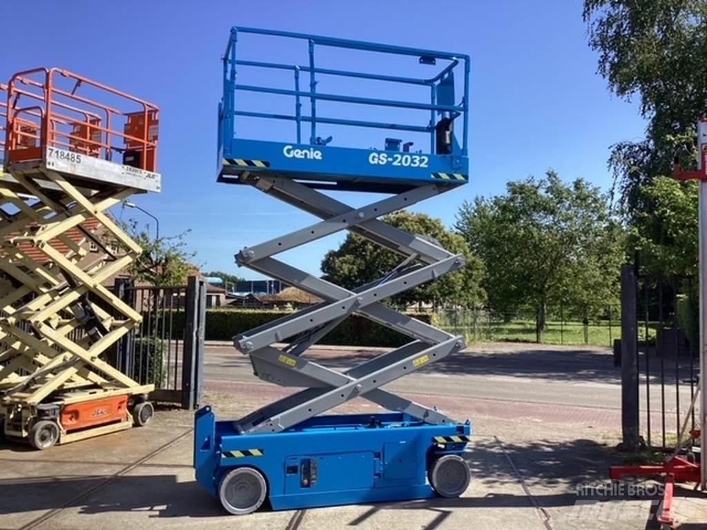 Genie GS2032 Scheren-Arbeitsbühnen