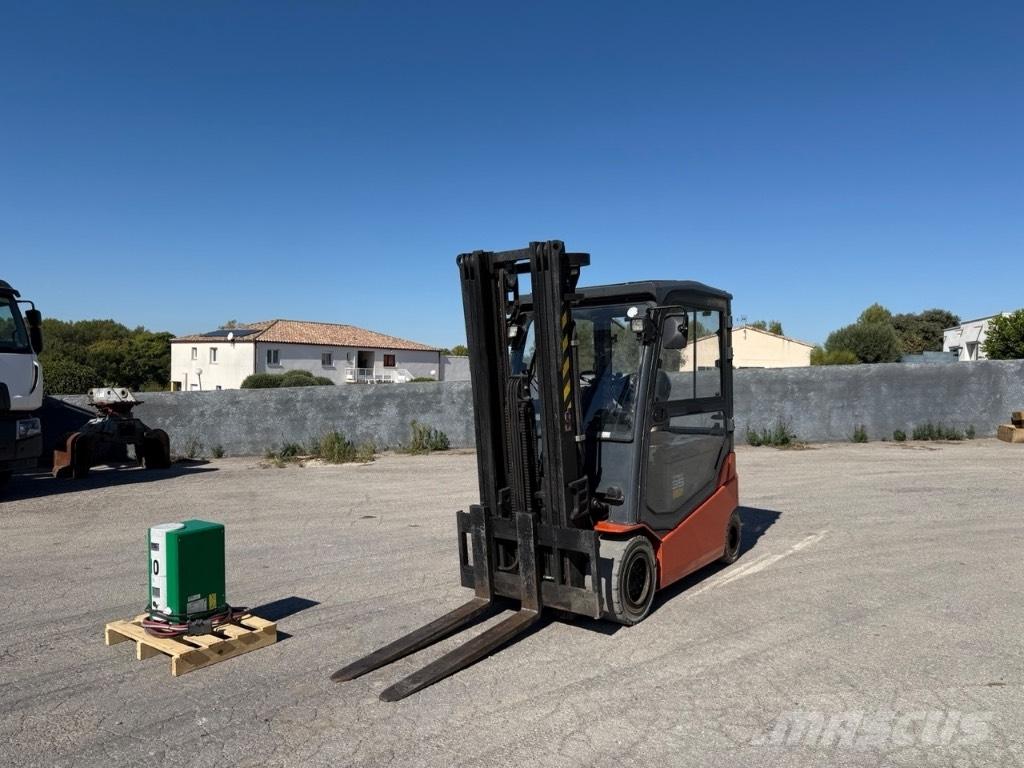 Toyota 8 FBMT 35 Elektrostapler