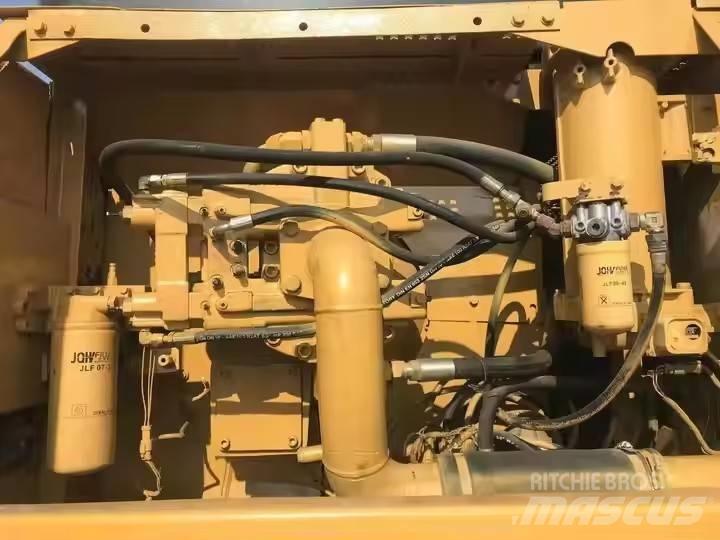 CAT CAT330BL Raupenbagger