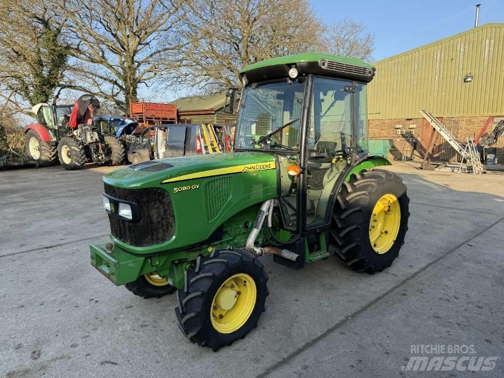 John Deere 5080 GV Traktoren