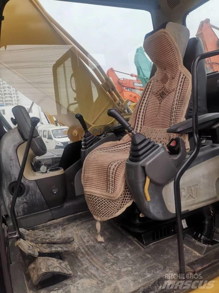 CAT 330D Raupenbagger