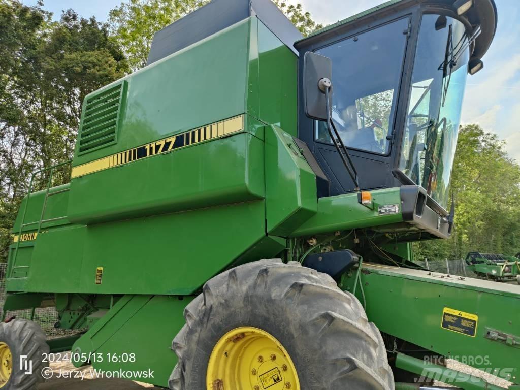 John Deere 1177 Mähdrescher