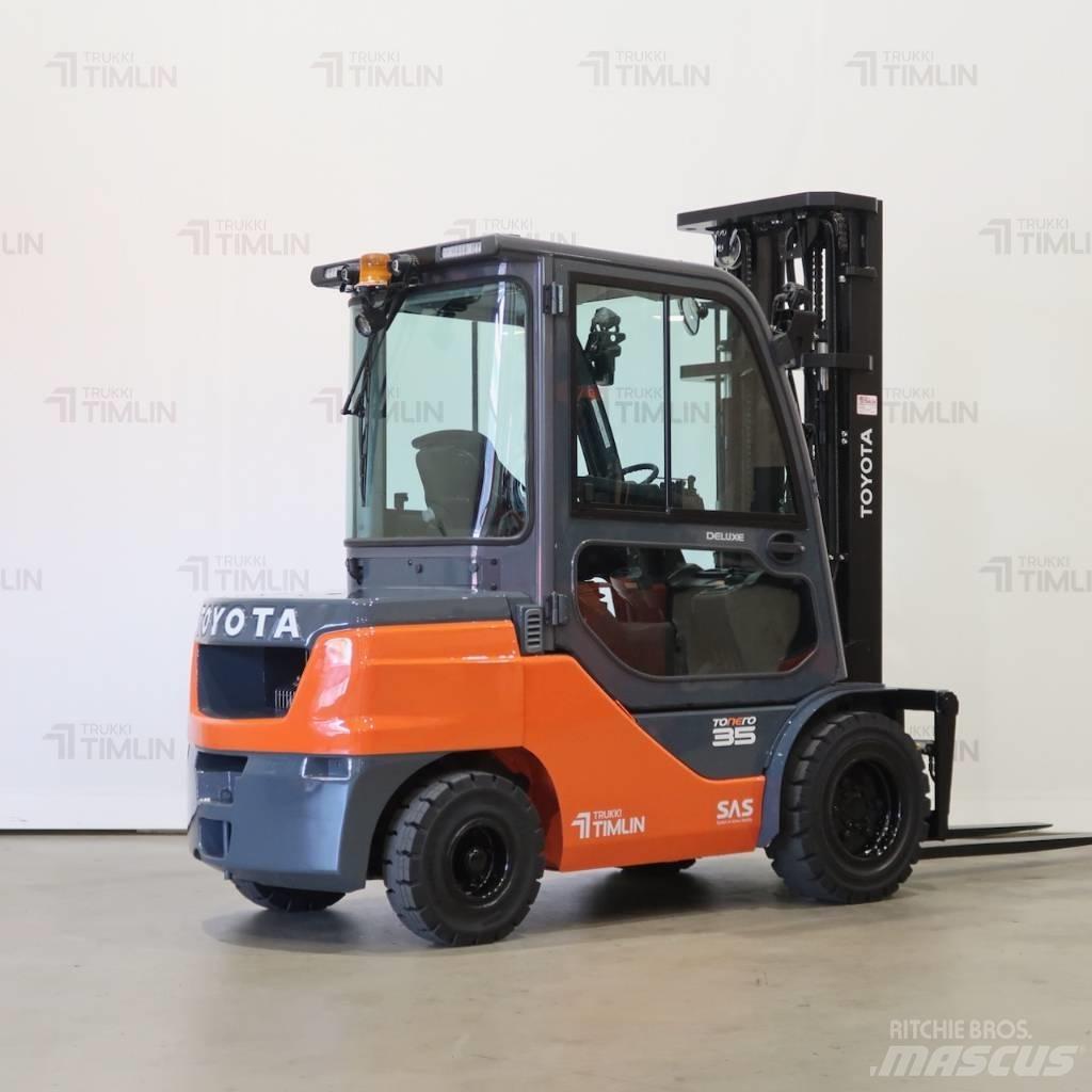 Toyota 02-8FDJF35 Dieselstapler