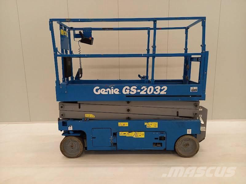Genie GS 2032 Scheren-Arbeitsbühnen