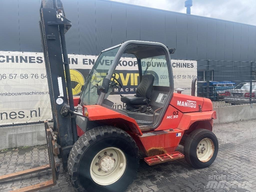 Manitou MC 30 Geländestapler