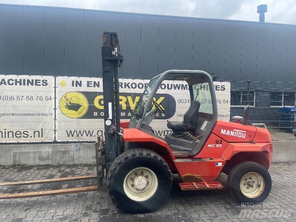 Manitou MC 30 Geländestapler