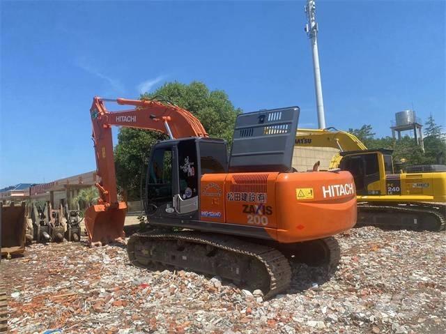Hitachi ZX200-3G Raupenbagger