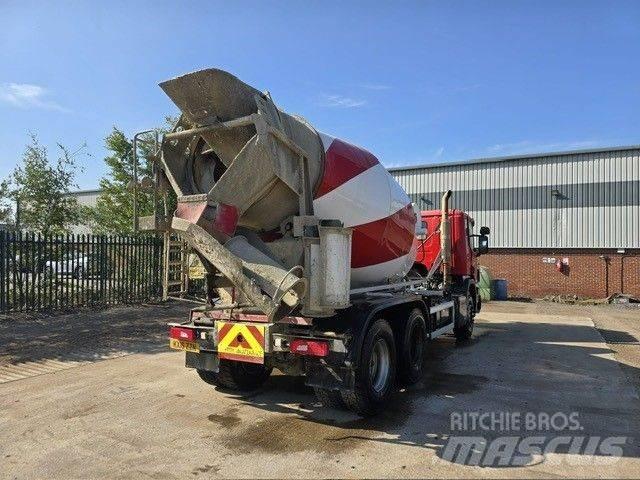Scania P 320 Betonmischer