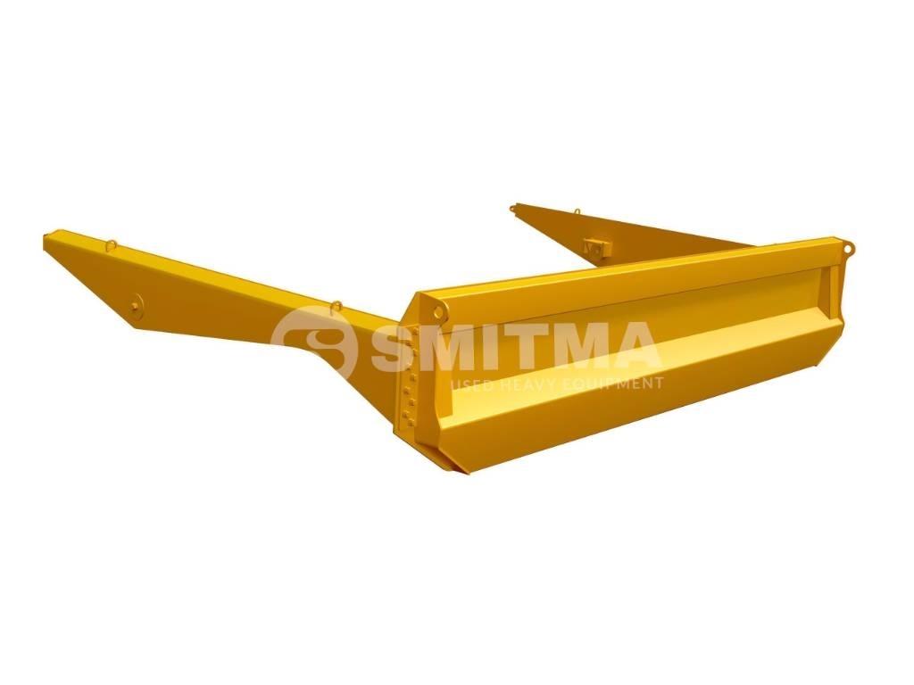 CAT 745 Heckklappe