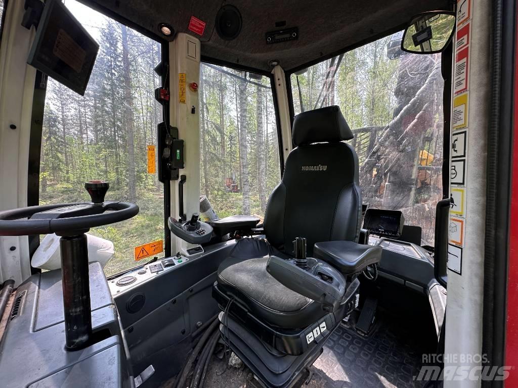 Komatsu 845 Forwarder