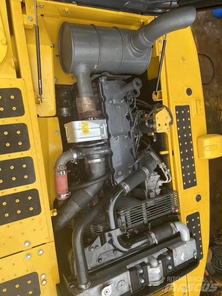Komatsu PC 200-7L Raupenbagger