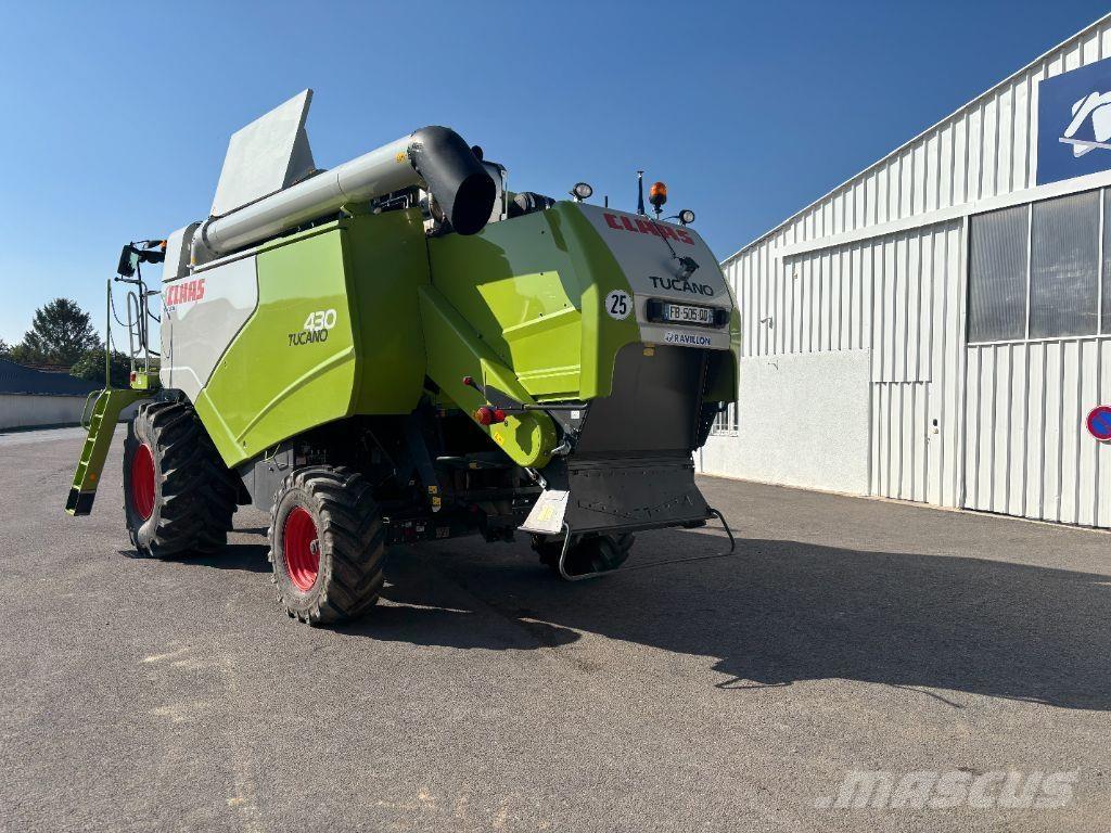 CLAAS TUCANO 430 Mähdrescher