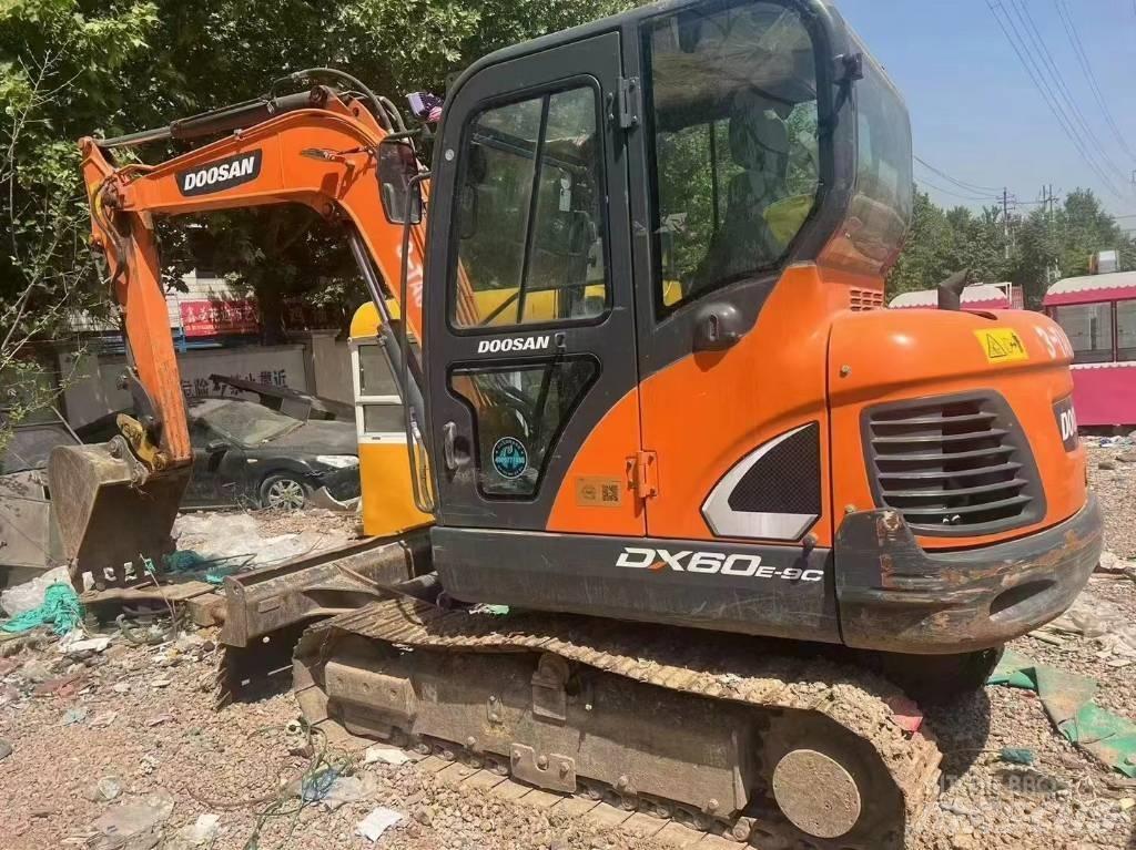 Doosan DX 60 Minibagger < 7t