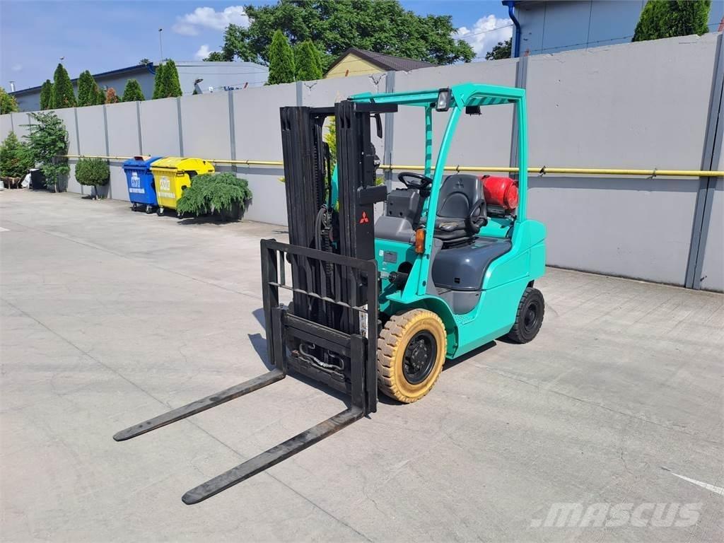 Mitsubishi FG25N Gasstapler