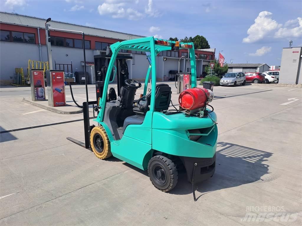 Mitsubishi FG25N Gasstapler