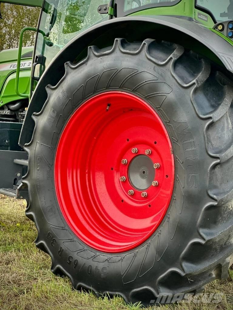 Fendt 211S Vario Traktoren