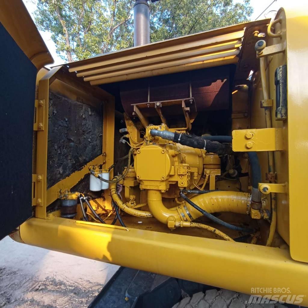 Komatsu PC150W-6 Mobilbagger