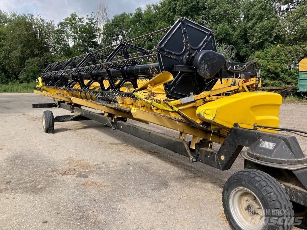 New Holland CR 9080 Mähdrescher