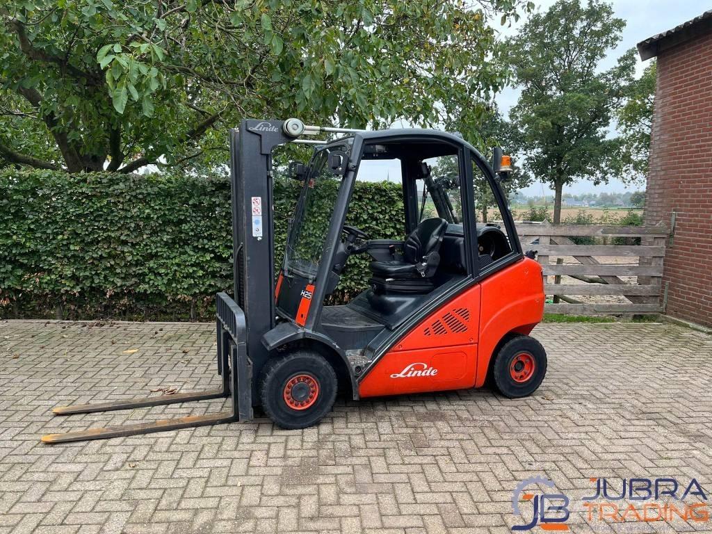 Linde H25T Gasstapler