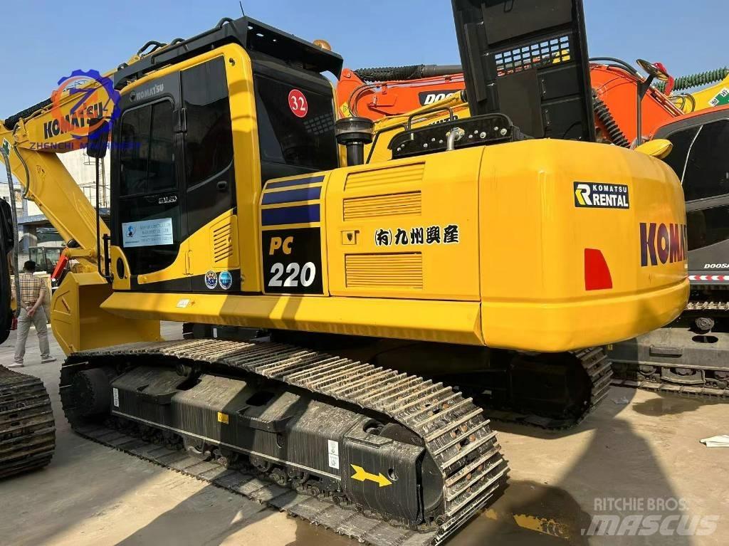 Komatsu PC 220-8/ Raupenbagger