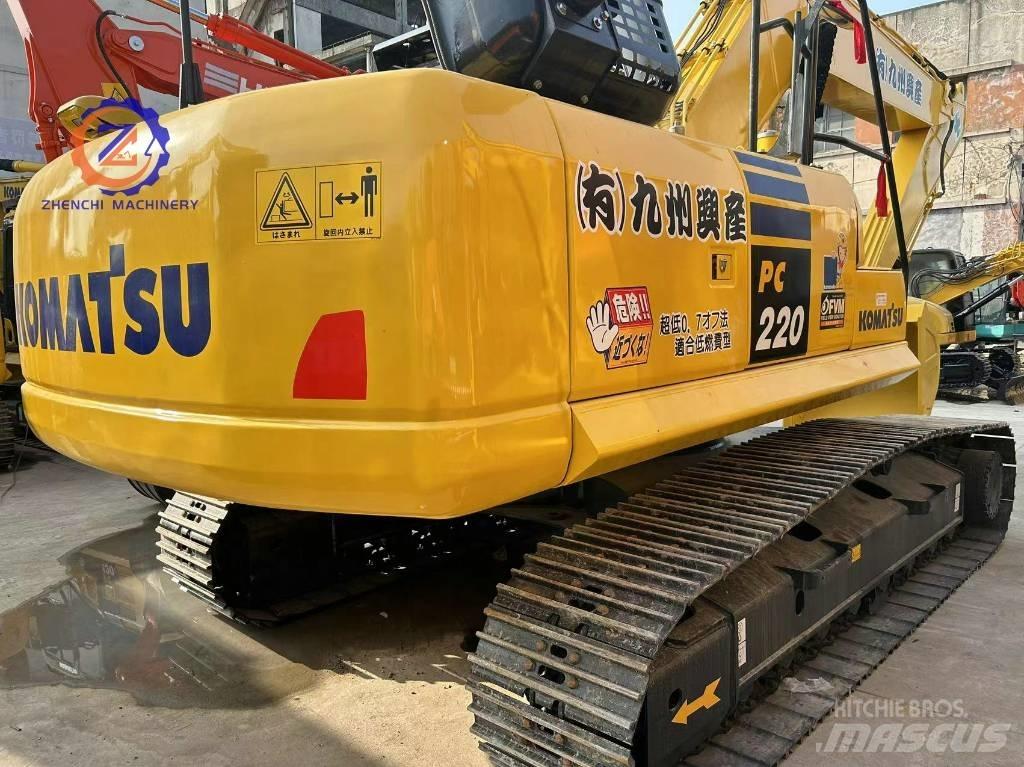 Komatsu PC 220-8/ Raupenbagger
