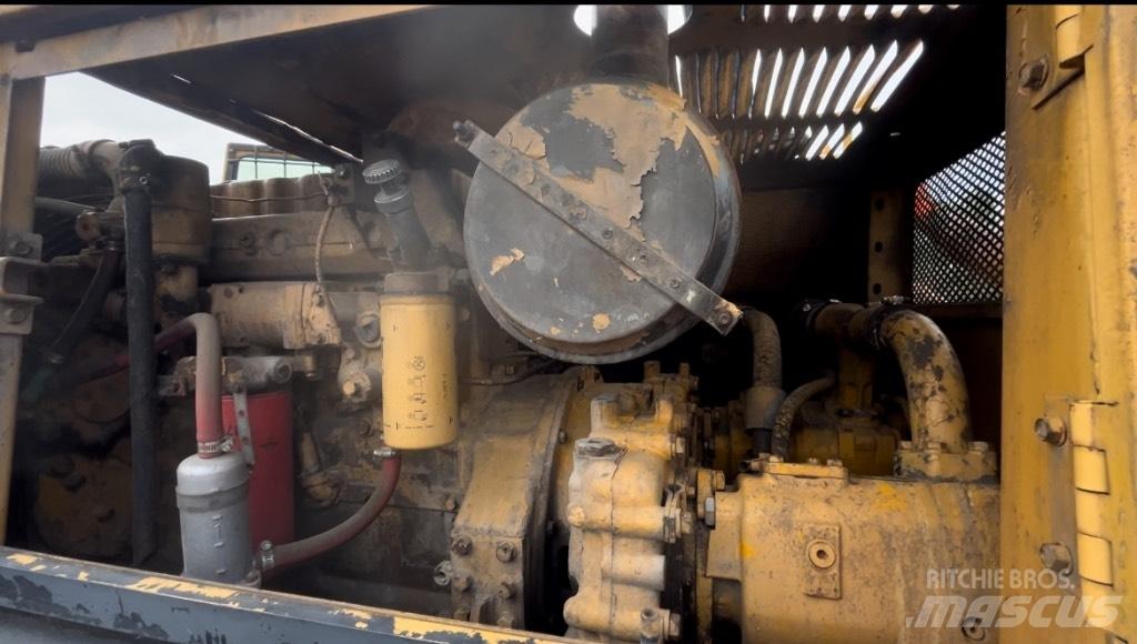 CAT 215 Raupenbagger