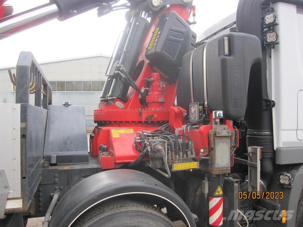 Sisu Polar Kranwagen